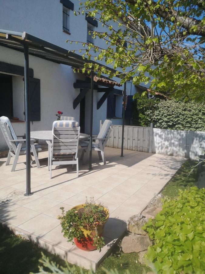 Le Mas Du Bijou Bleu Puget-sur-Argens Exterior photo