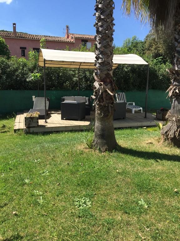 Le Mas Du Bijou Bleu Puget-sur-Argens Exterior photo